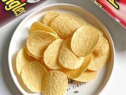 PRINGLES HOT CHILI &amp; LIME